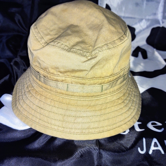 WTAPS,Head Minder Bucket Hat.Khaki Cat. Figuration - Picture 9 of 9
